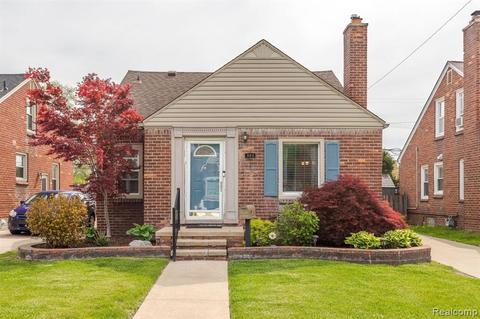 904 Mayburn St, Dearborn, MI 48128