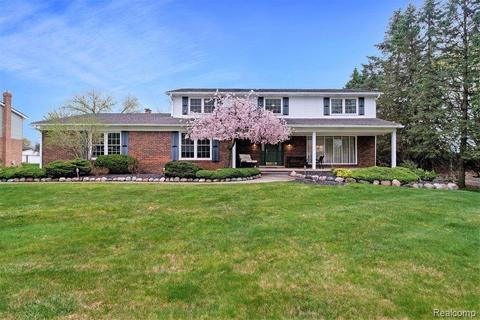 53256 Eastbourne Dr, Shelby Township, MI 48316