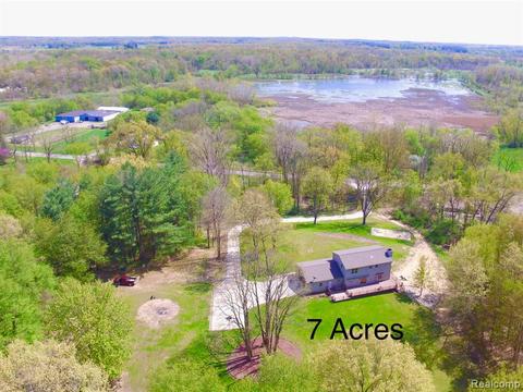 6562 Hawkins Rd, Jackson, MI 49201
