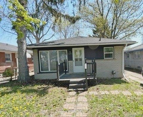 446 Emerson Ave, Pontiac, MI 48342