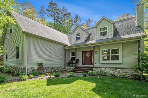 15158 Murray Woods, Byron, MI 48418