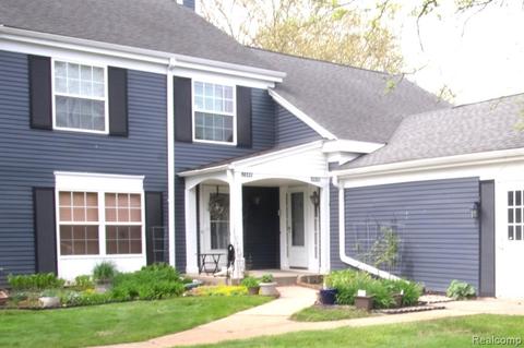 2678 Williamsburg Cir, Auburn Hills, MI 48326