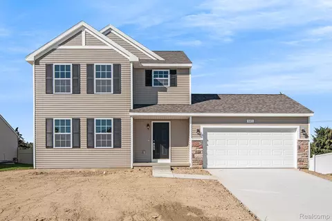 512 Wolf Ridge Crt Ct, Adrian, MI 49221