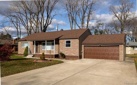 21900 N Tuller, Southfield, MI 48076