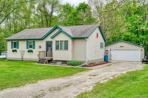 3344 Hogback Rd, Fowlerville, MI 48836