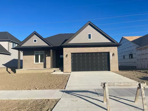 71649 Dolores Dr, Romeo, MI 48065