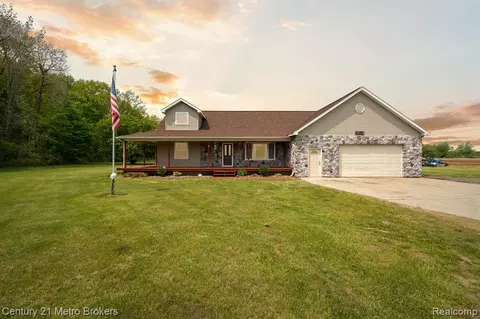 14155 Nichols Rd, Montrose, MI 48457