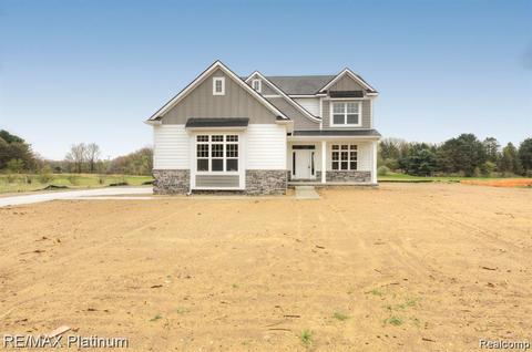 3616 Outback Trl, Pinckney, MI 48169