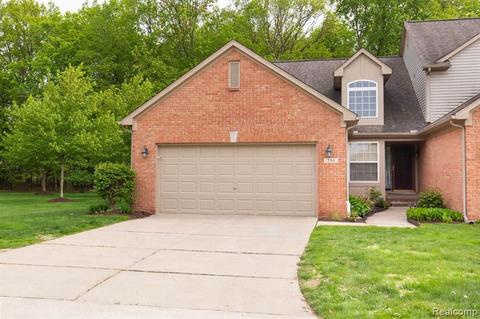 790 Cherry Grove Rd, Canton, MI 48188