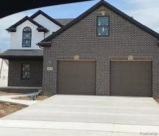 5008 Chatsworth St, Dundee, MI 48131