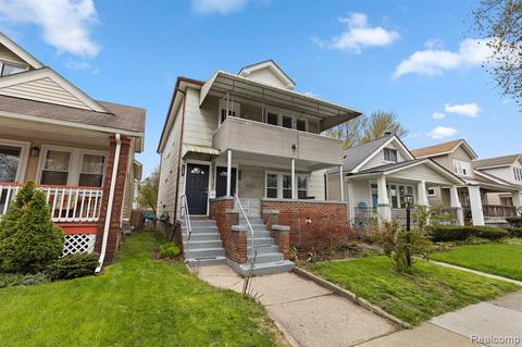 1347 Wayburn St, Grosse Pointe, MI 48230