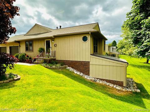 12081 Shenandoah #1, South Lyon, MI 48178