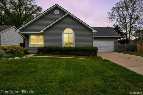 30125 Marla Dr, New Haven, MI 48048