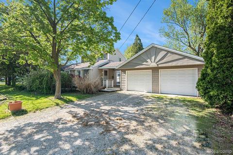 4164 Larchmont St, Flint, MI 48532