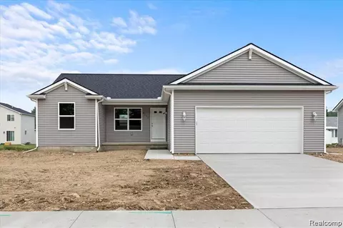 3127 Daisy Way, Burton, MI 48519