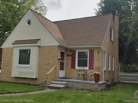 9656 Chatham, Redford, MI 48239