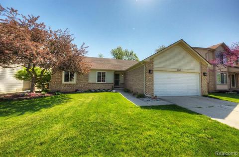3247 River Meadow Cir, Canton, MI 48188