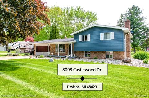 8098 Castleward Dr, Davison, MI 48423