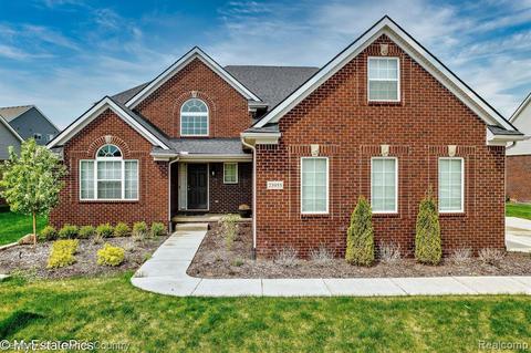 23955 Enclave Dr, South Lyon, MI 48178