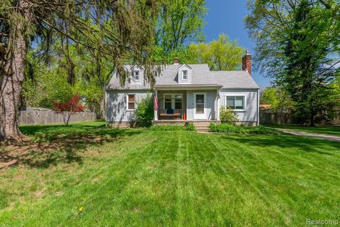 29218 Scotten St, Farmington Hills, MI 48336