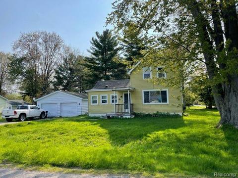 93 Martin St, Port Sanilac, MI 48469