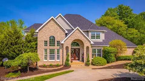 10306 N Whiteville Rd, Vernon, MI 48617