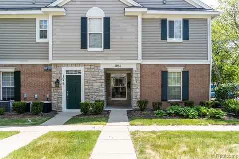 1063 Alameda Blvd, Troy, MI 48085
