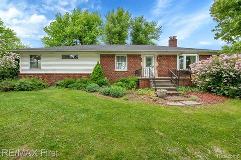 20495 23 Mile Rd, Macomb, MI 48042