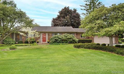 4636 Kings Row, Shelby Township, MI 48316