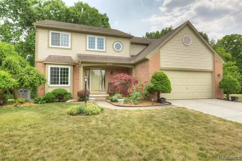 1500 Millbrook Rd, Canton, MI 48188