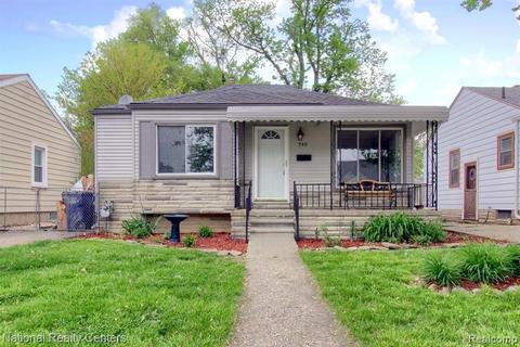 540 Mayflower Ave, Lincoln Park, MI 48146
