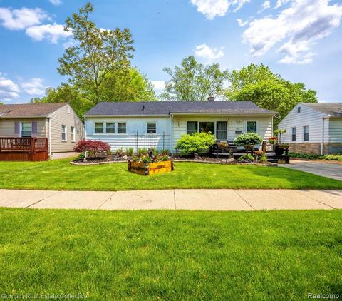 1530 N Custer Ave, Clawson, MI 48017