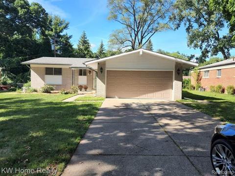 19222 Dorset St, Southfield, MI 48075