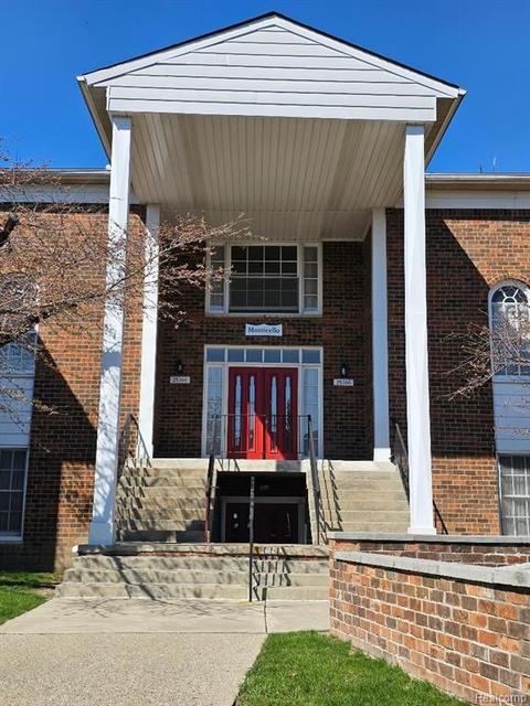 25360 Shiawassee Cir #101, Southfield, MI 48033
