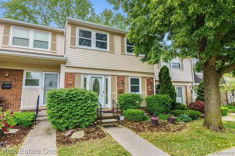 5046 Buckingham, Troy, MI 48098