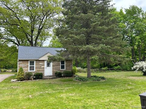 18779 Emit Rd, Riverview, MI 48193