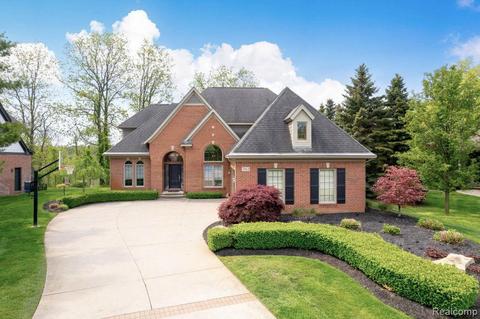 763 Elderberry, Walled Lake, MI 48390
