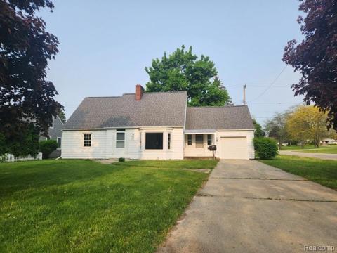 4585 West St, Cass City, MI 48726