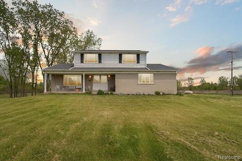 22969 27 Mile Rd, Ray, MI 48096