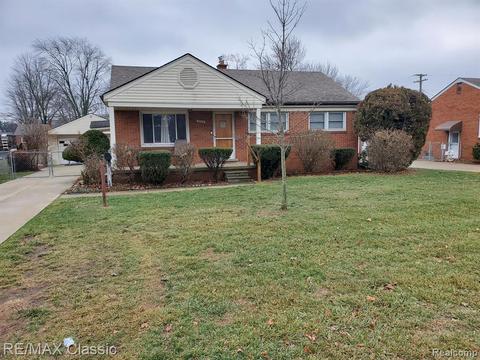 7436 21 Mile Rd, Shelby Township, MI 48317