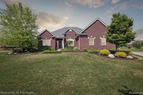 26604 Derby, South Lyon, MI 48178