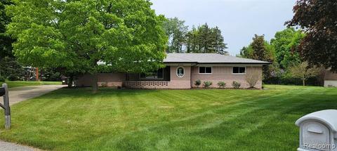 6549 N Twindale Ct, Shelby Township, MI 48316