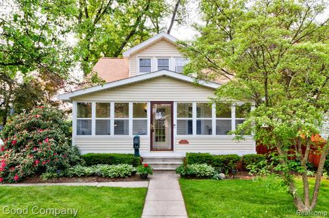 344 E Sunnybrook Dr, Royal Oak, MI 48073