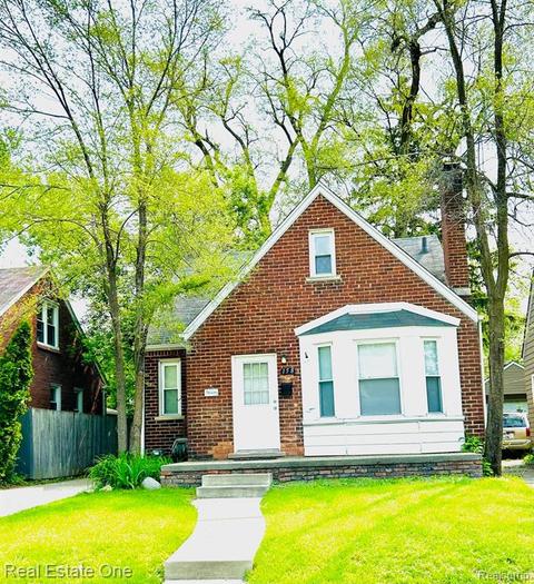 158 N Genesee Ave, Pontiac, MI 48341