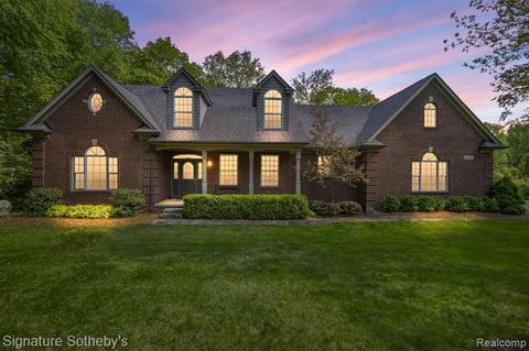 3866 Nutcracker, Oxford, MI 48370