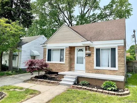 21145 Eastwood Blvd, Warren, MI 48089