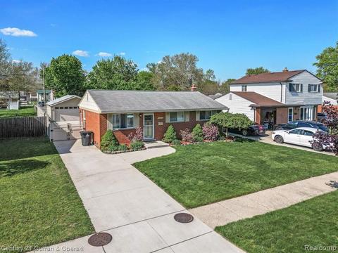 30950 Grandview Ave, Westland, MI 48186