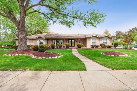 36986 Vargo St, Livonia, MI 48152