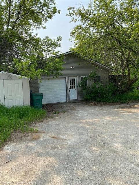 4600 Saline Waterworks Rd, Saline, MI 48176