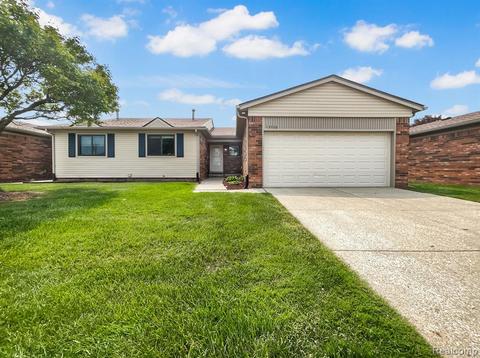 13726 Villa Pointe Dr, Warren, MI 48088
